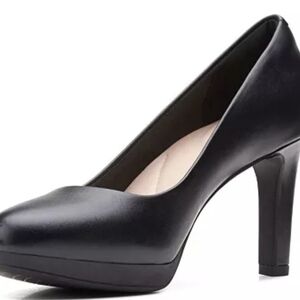 Clarks Comfort Collection Elegant Black Heels